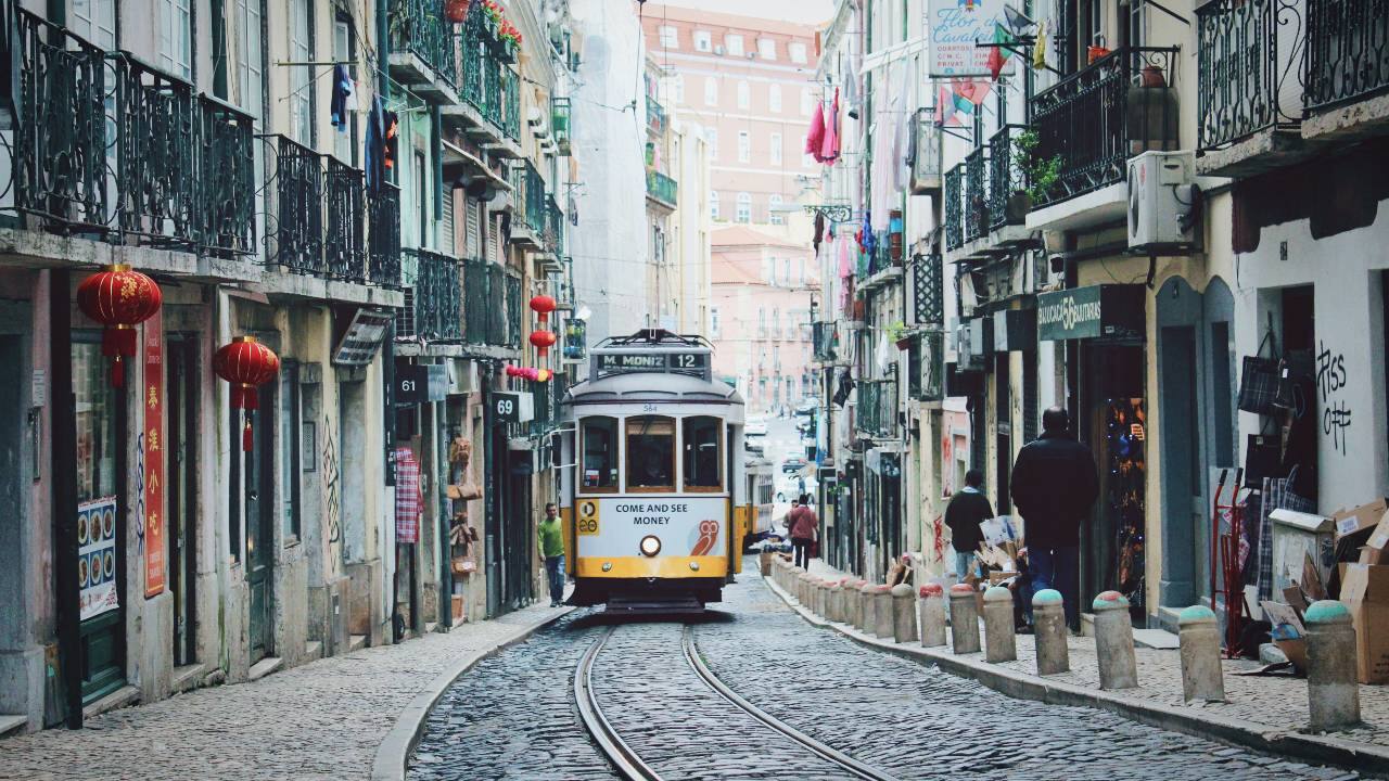 Immigration Central | Digital Nomad Visa to replace Portugal’s Golden Visa programme