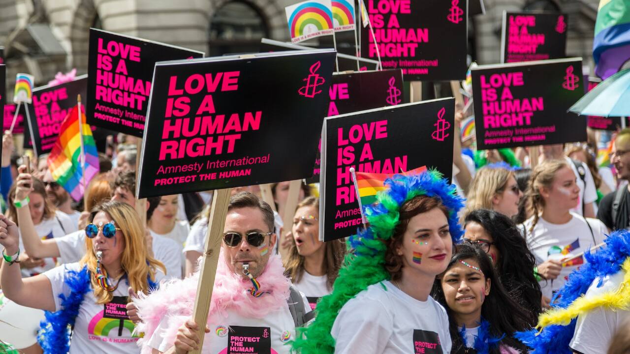 World Cup 2022: Fifa’s clampdown on rainbow armbands conflicts with its own guidance on human rights World Cup 2022: Fifa’s clampdown on rainbow armbands conflicts with its own guidance on human rights
