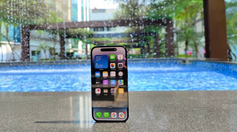iphone ios update: Should you update to iOS 16.0.3? List of fixes and  compatible iPhones - The Economic Times