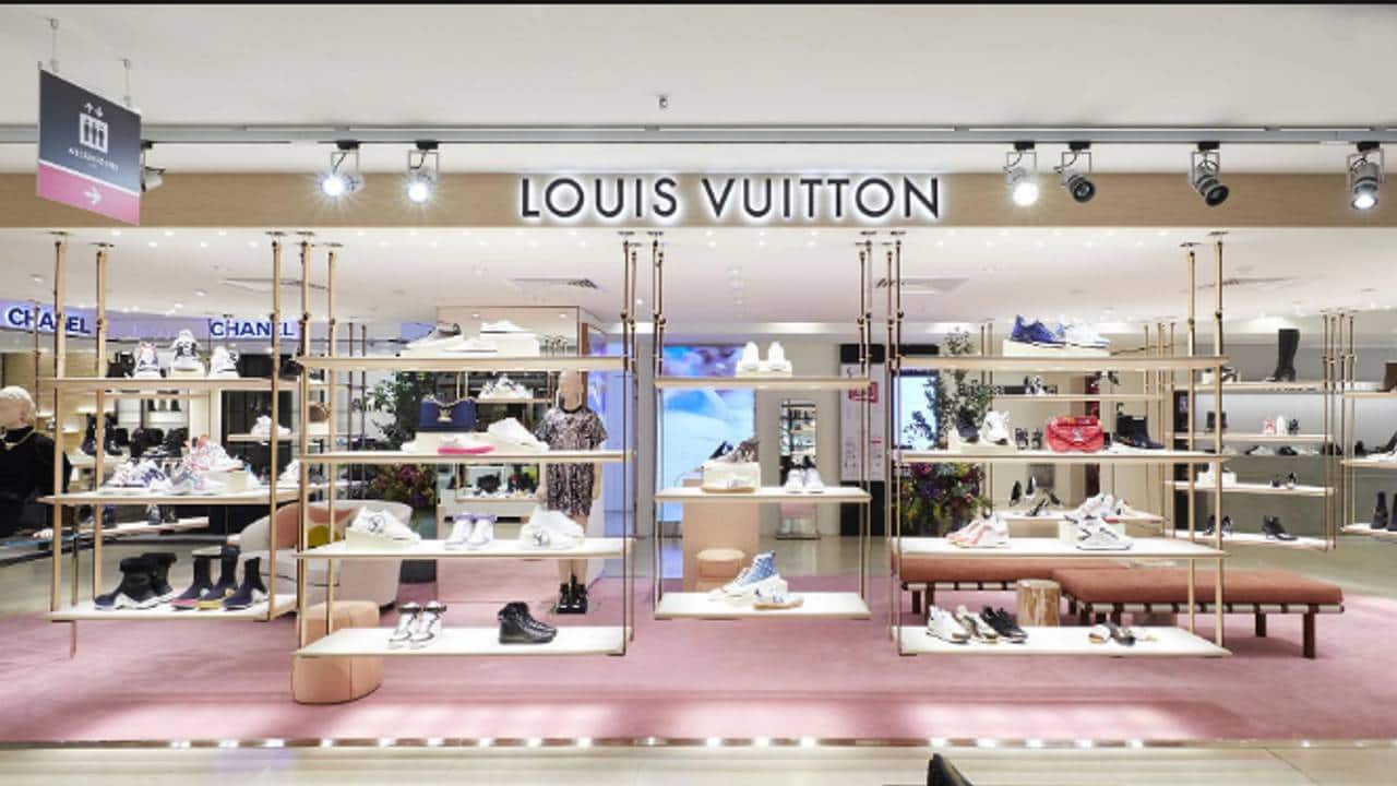 1095 Louis Vuitton New Bond Street Store Stock Photos HighRes Pictures  and Images  Getty Images