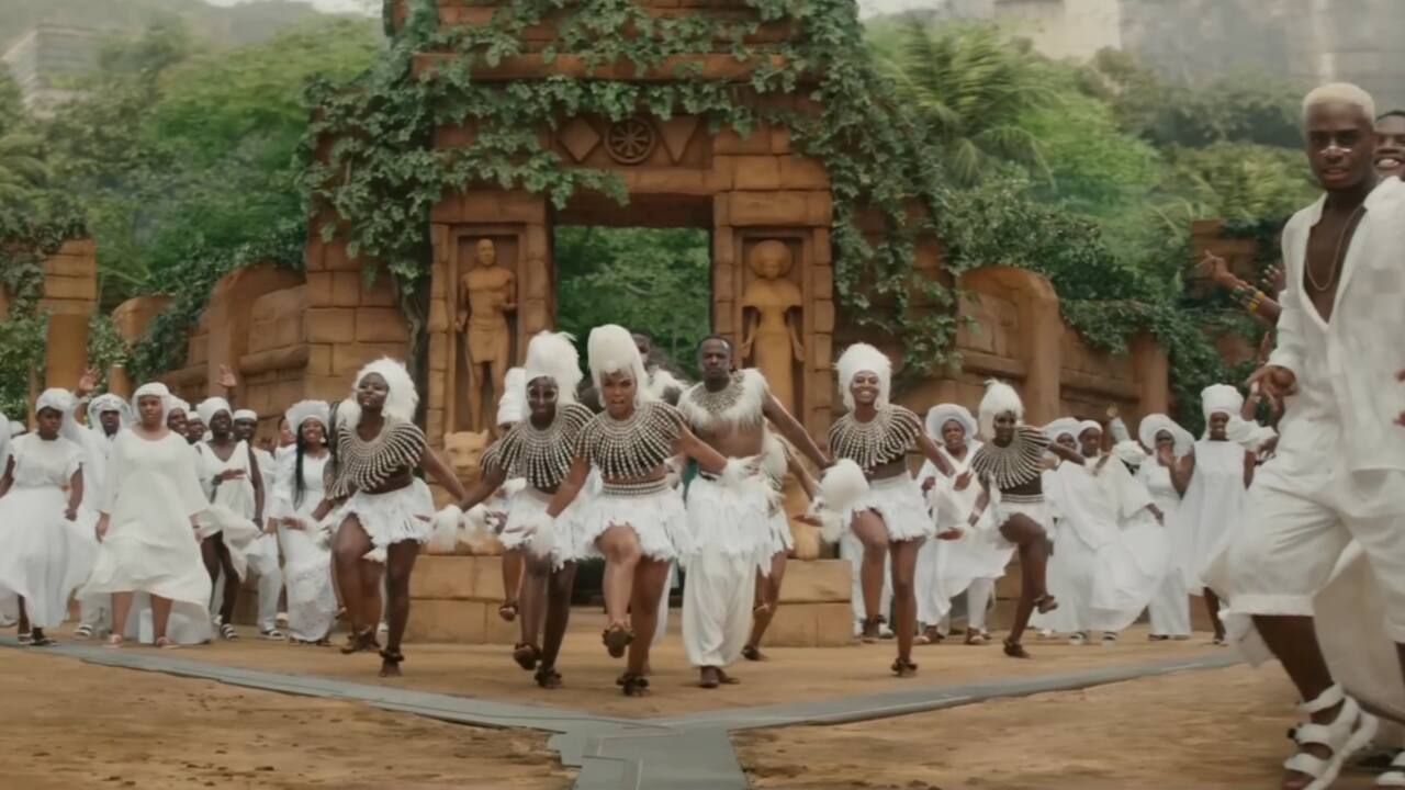 Box office: Black Panther: Wakanda Forever makes Rs12.5 cr on Day 1 in India, Uunchai is Big B's best this year