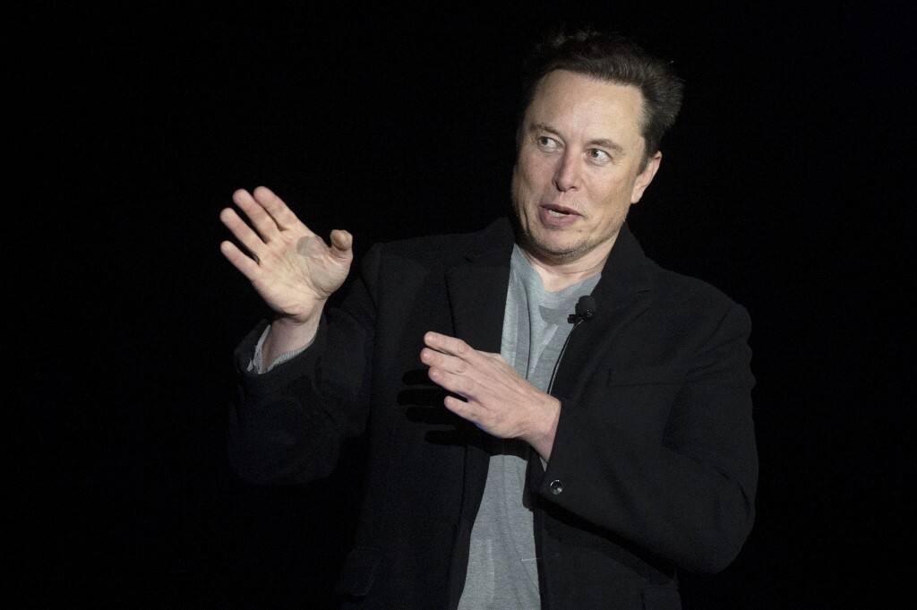 Google employee claims he works just 2 hours a day. Elon Musk's reaction is all of us