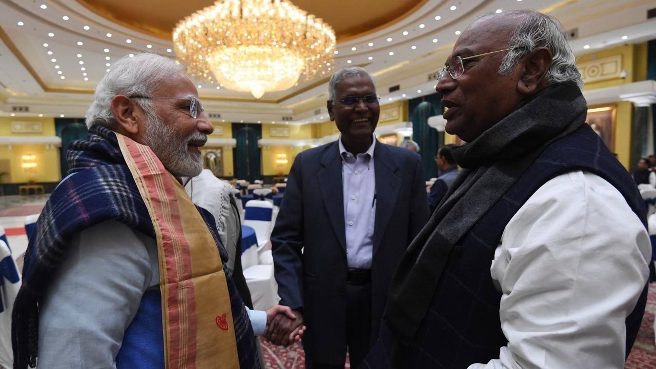 Prime Minister Modi interacts with Congress President Mallikarjun Kharge during the all-party meeting at Rashtrapati Bhavan regarding the preparations for G20 summit. (Image: Ministry of External Affairs) Prime Minister Modi interacts with Congress President Mallikarjun Kharge during the all-party meeting at Rashtrapati Bhavan regarding the preparations for G20 summit. (Image: Ministry of External Affairs)