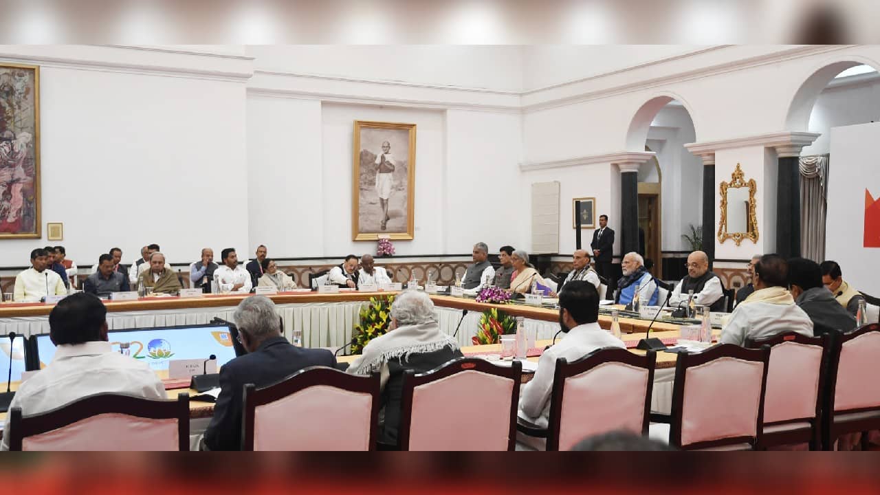 Prime Minister emphasized the importance of teamwork, and sought the cooperation of all leaders in the organization of various G20 events. He pointed out that the G20 Presidency would help showcase parts of India beyond the conventional big metros, thus bringing out the uniqueness of each part of our nation. (Image: PIB) Prime Minister emphasized the importance of teamwork, and sought the cooperation of all leaders in the organization of various G20 events. He pointed out that the G20 Presidency would help showcase parts of India beyond the conventional big metros, thus bringing out the uniqueness of each part of our nation. (Image: PIB)