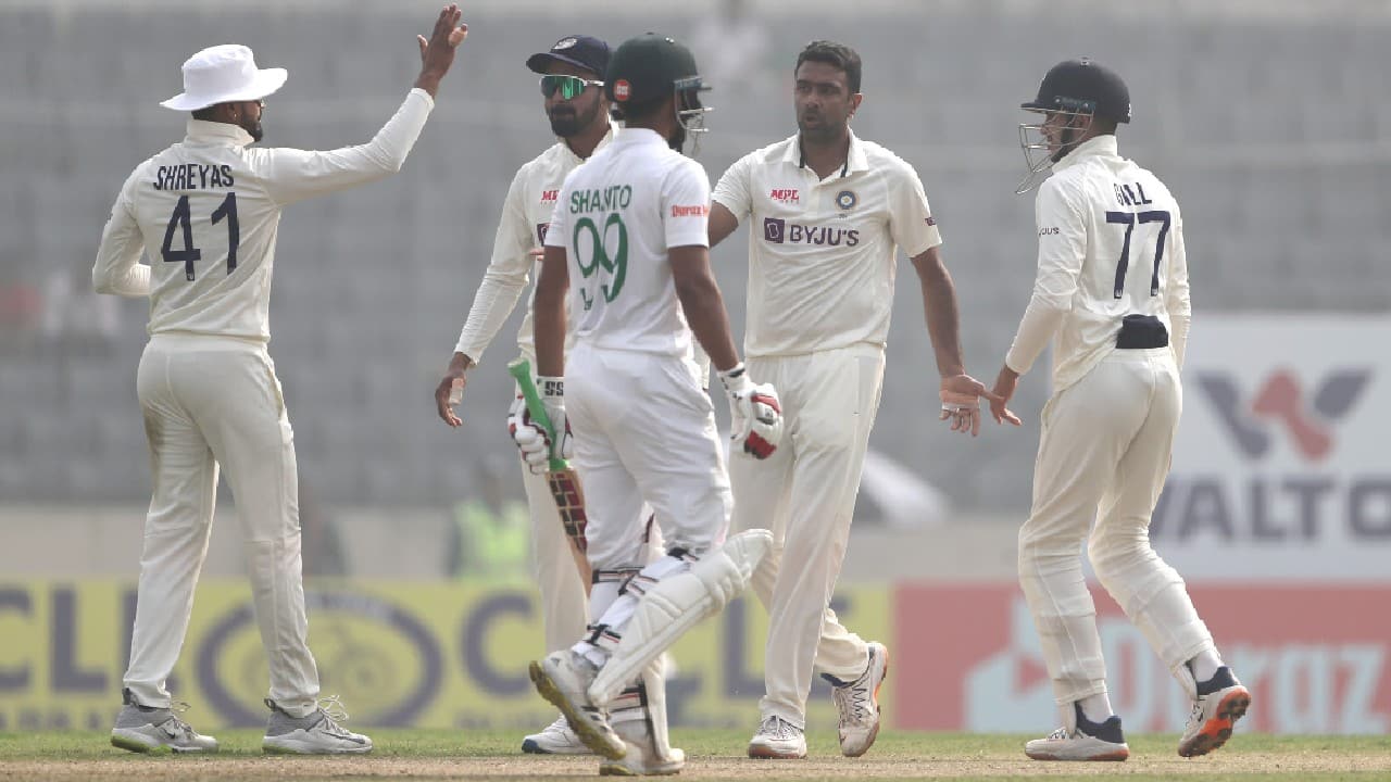 “If they can do it to get 28, they have to keep doing it for another 28,” Siddons said. &quot;We seem to change our game, go up a gear. Shakib walks down the wicket, Litton tries to hit one a little bit harder, Mehidy plays a rash shot. They walk off shaking their head, (thinking) ‘Why did I do that?’ But they have to take that responsibility. &quot;They have to stay in the same gear for six hours. We talk about batting till the end of the day and punching gloves and walking off with your teammate. Not getting a flashy 28 or 30. It keeps happening.” (Image: AP)