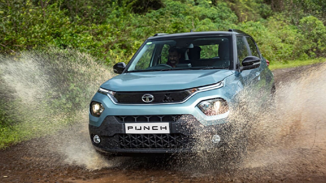 Rank 9 | Tata Punch | SUVs sold: 1,19,309 | Next up on the list is Tata Punch. Figuring consistently in at least the top-15 best-sellers, the Tata Punch has garnered the ninth position in this list. This will be the first Tata car to make it to the top-10 list, with the Nexon placed even higher, stealing positions mainly from Maruti Suzuki. The Tata Punch was only launched late in 2021. As such, it did not make it to the best-selling list, with only 22,651 units sold. This year, however, Tata has managed to sell 1.19 lakh units of the Punch, propelling it into the ninth place for 2022. The Tata Punch rocks a solid micro-SUV design going head-to-head with other SUVs in the segment, such as the Maruti Suzuki Ignis, Mahindra KUV100 and even the Renault Kiger and Nissan Magnite, thanks to the competitive pricing. The Punch is powered by a 1.2-litre naturally aspirated three-cylinder engine that produces 86 hp of maximum power and 113 Nm of peak torque. Prices start at Rs 5.99 lakh. (Image: Tata Motors)