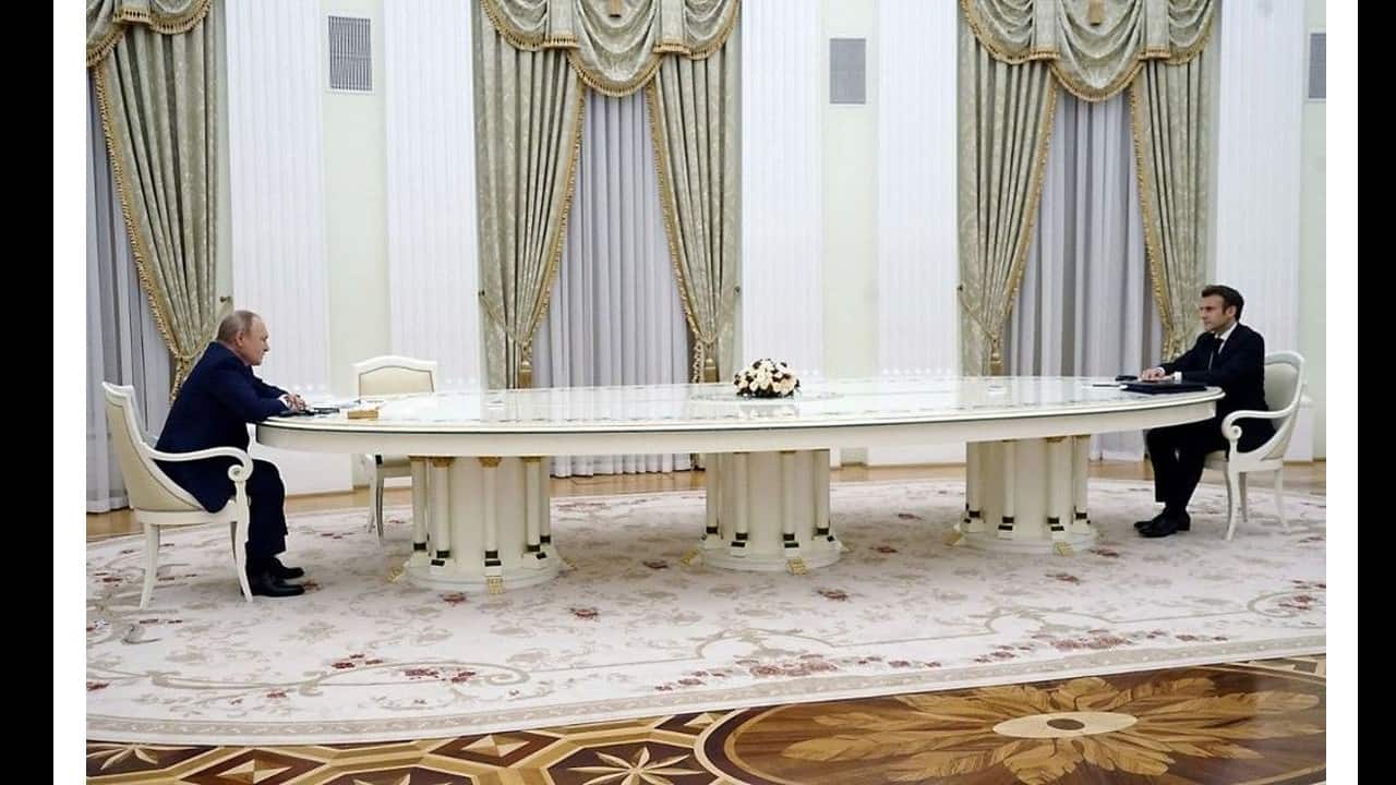 French President Emmanuel Macron (R) meets with Russian President Vladimir Putin (L) in Moscow on February 7, for talks in an effort to find common ground on Ukraine and NATO, at the start of a week of intense diplomacy over fears Russia is preparing an invasion of its pro-Western neighbour. (Image: AFP)