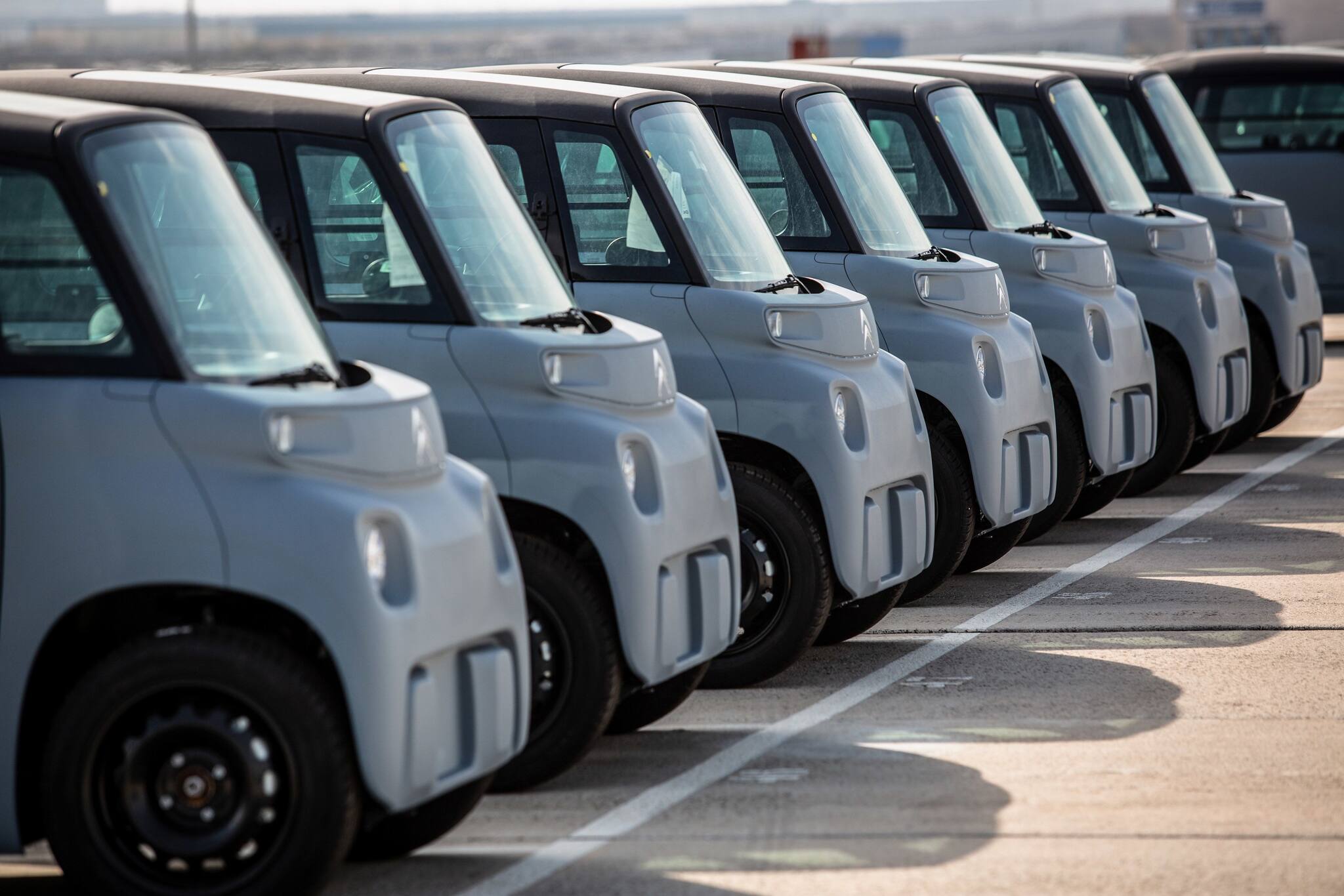 Analyst Call Tracker: Why three auto stocks are winning over analysts amid price volatility?