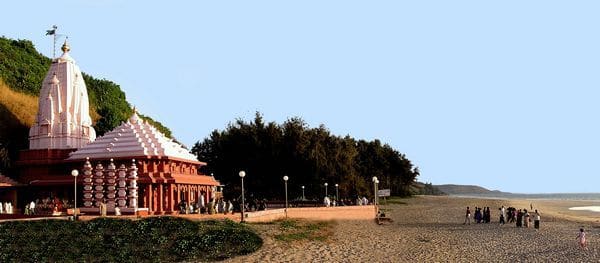 Ganapatipule Beach, Ratnagiri. (Photo: Wikimedia Commons)
