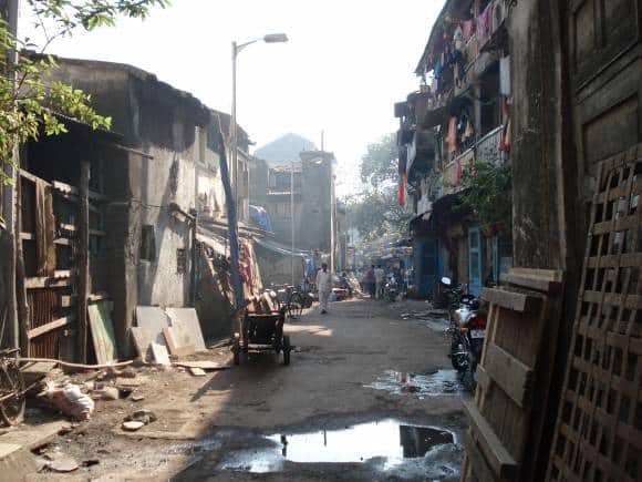 A lane in Kamathipura, Mumbai. (Photo: Wikimedia Commons)