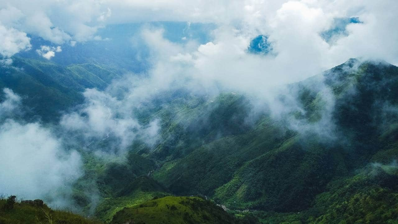 3,700 Mountains Meghalaya Images, Stock Photos, 3D objects, & Vectors |  Shutterstock