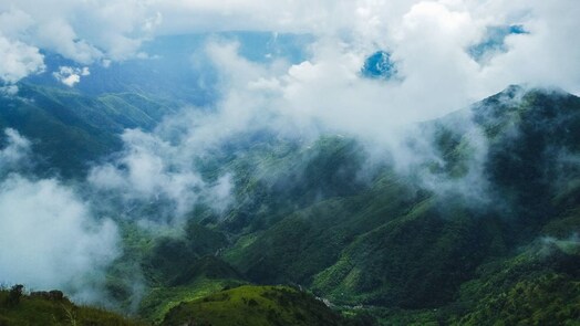 Budget travel | Meghalaya, India: To be walking on the clouds