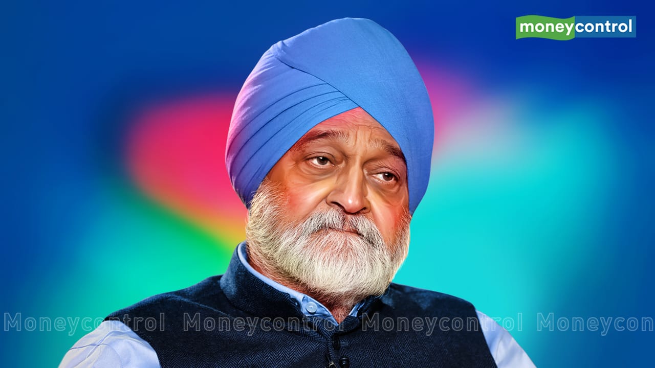 Changing the rules to an exemption-free income tax regime would be a bad policy: Montek Singh Ahluwalia