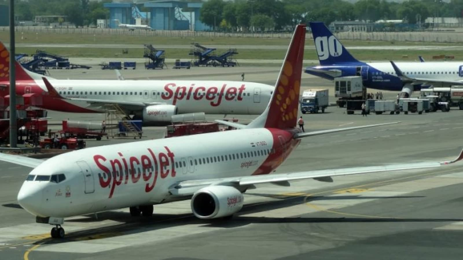 क्या अब Go First के बाद SpiceJet का है नंबर?, जानें क्या है मामला Is SpiceJet now number after Go First?, know what is the matter