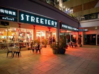 Try Vietnamese at Streetery Foodhall, on Jumeirah Beach Residence walk, Dubai. (Photo: Wikimedia Commons)