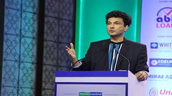 Michelin star chef, businessman, Vikas Khanna at the Moneycontrol Mutual Fund Summit