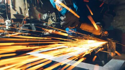 Core sector growth picks up