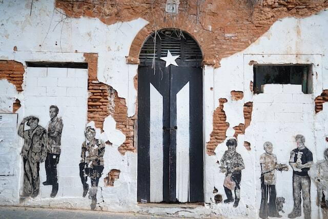 Iconic door of San Juan, Puerto Rico—also known as "La Puerta de la Bandera" in San Jose Street. (Photo: J Amili Santiago via Unsplash)