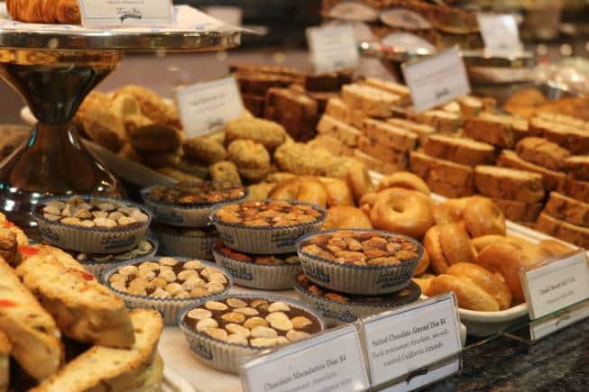Have a feast at Reading Terminal Market, in North 12th Street, Philadelphia. (Photo: Olivia Colacicco via Unsplash)