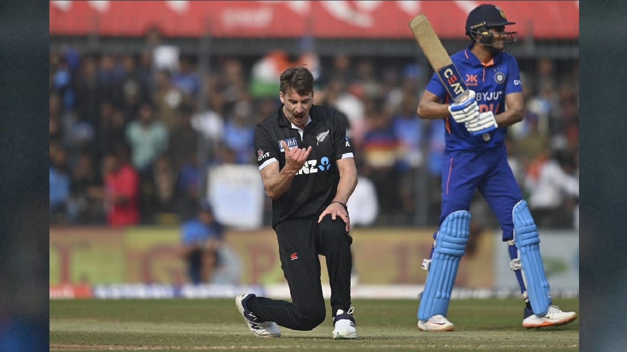 Michael Bracewell bowled Rohit and Blair Tickner sent back Gill in the next over and India soon lost regular wickets, despite a brisk 36 from Virat Kohli. (Image: AFP) Michael Bracewell bowled Rohit and Blair Tickner sent back Gill in the next over and India soon lost regular wickets, despite a brisk 36 from Virat Kohli. (Image: AFP)