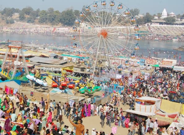 15 Striking Images Of The Kumbh Mela At Nasik - Tripoto