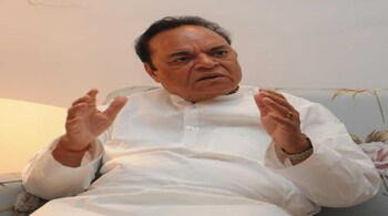 The yatra was halted following Chaudhary's death and it is learnt that Gandhi has gone to the hospital.