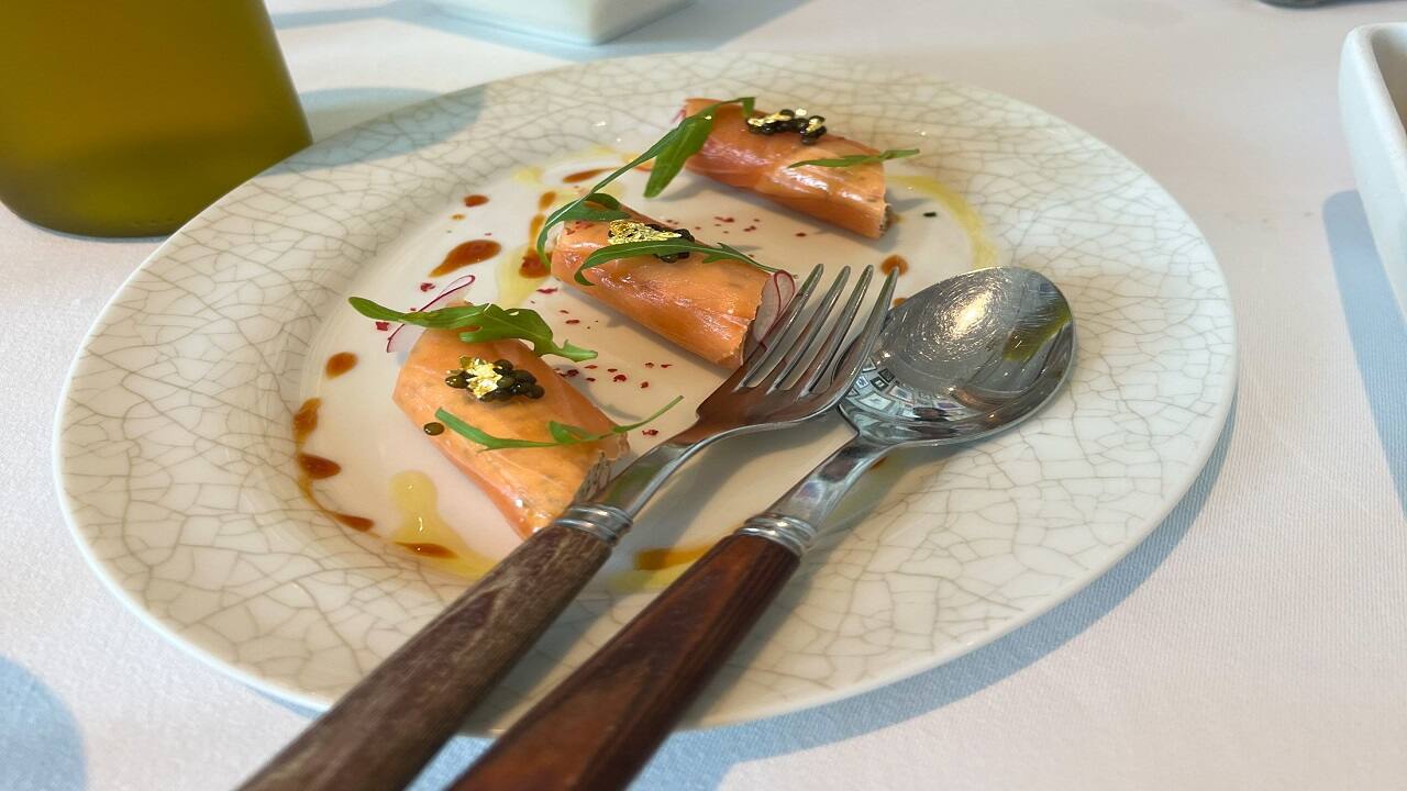 Dubai’s power lunch spot shifts to a four-day workweek