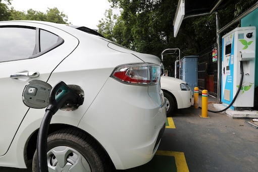 This income tax rebate for EV adoption can get an extension