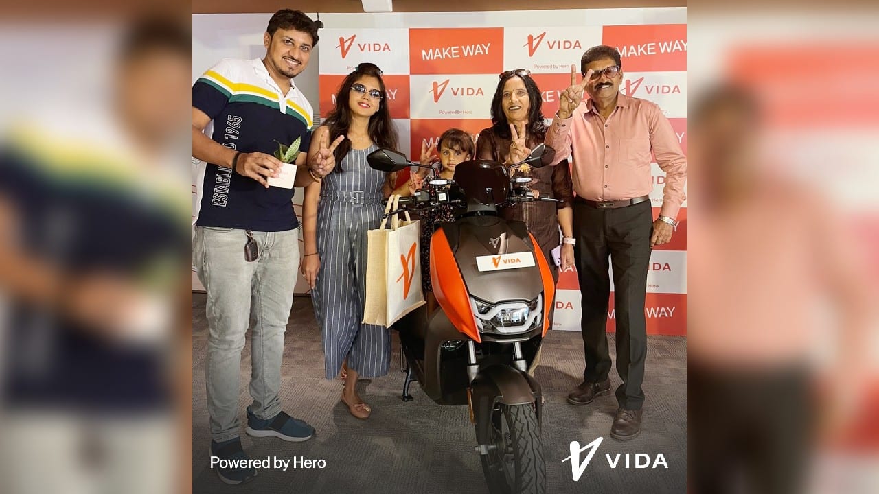 Hero begins deliveries of Vida V1 electric scooter