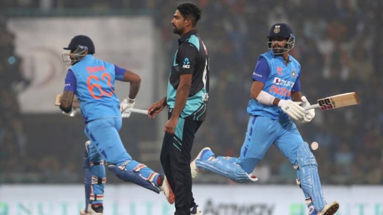 India beat New Zealand by 6 wickets to level three-match T20 series ...