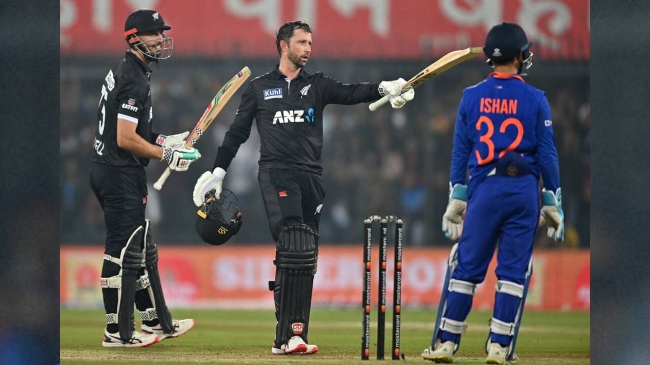 Conway stood firm to add 106 for the second wicket with Henry Nicholls, who hit 42, and 78 for the third with Daryl Mitchell (24). (Image: AFP) Conway stood firm to add 106 for the second wicket with Henry Nicholls, who hit 42, and 78 for the third with Daryl Mitchell (24). (Image: AFP)