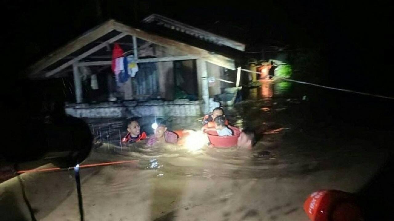 Philippines Flood Wreaks Havoc: Death Toll Rises To 51, Over A Dozen ...