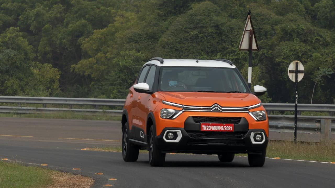 With DC fast charger, the all-electric e-C3 can be charged from 10 percent to 80 percent in just 57 minutes. Every Citroen showroom across India has a charging facility. (Image: Citroen India)