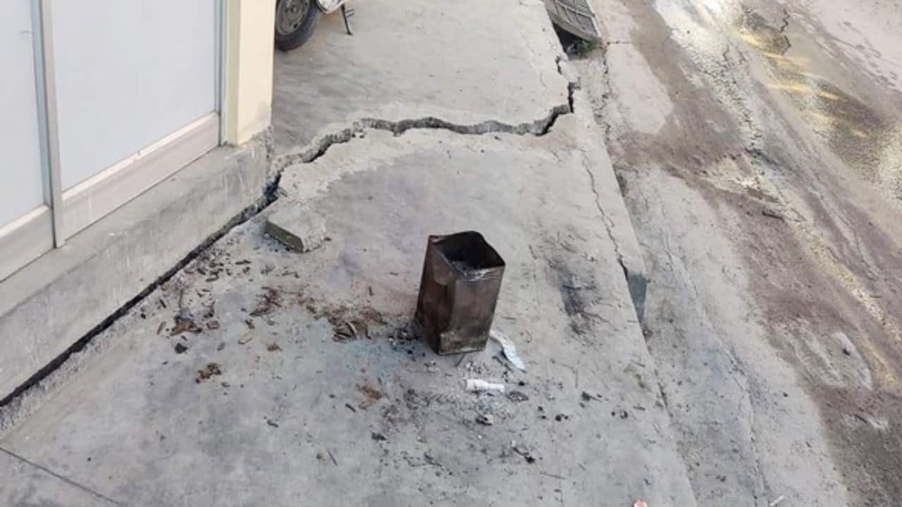 All construction activities in and around Joshimath in Uttarakhand Chamoli District have been halted in the wake of cracks that have appeared in buildings in the town due to land subsidence, District Magistrate Himanshu Khurana said on Saturday. (Image: ANI)