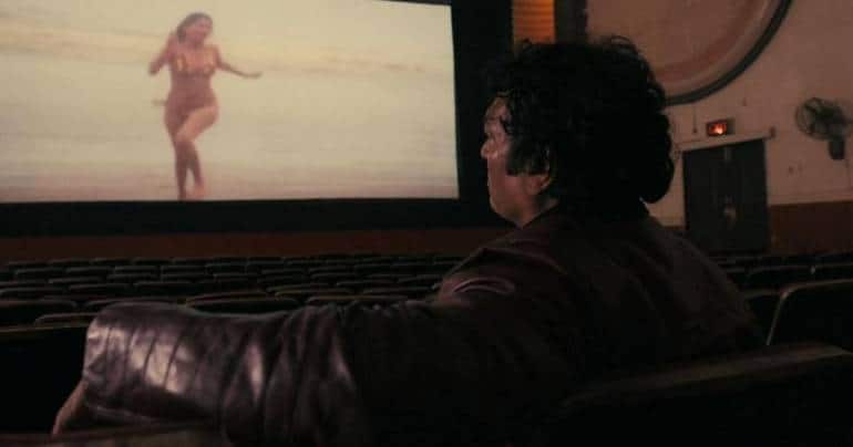 Yesteryear director Kanti Shah watching his 2005 film ‘Angoor’, starring Sapna Sappu.
