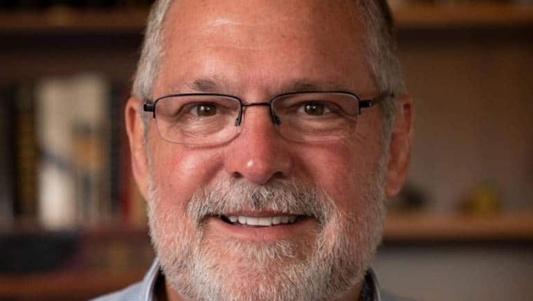 Ex-Microsoft HR head says companies should allow workers to have multiple jobs - Vimarsana News