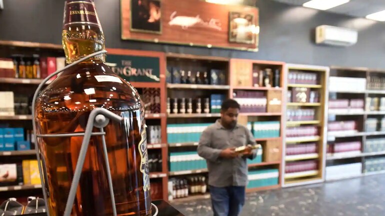 Karnataka excise policy: Liquor license fees hiked by 50% instead of 100%,  validity extended