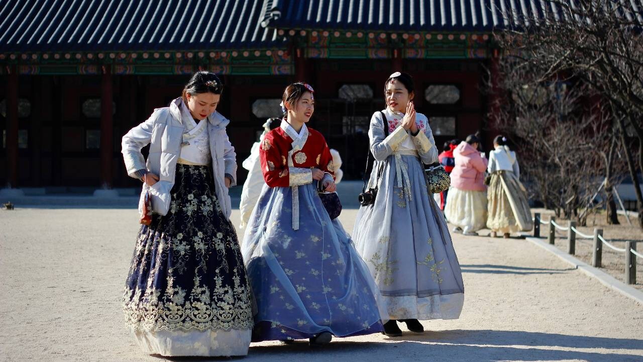 green emerald velvet dress Amazon.com: Korean Hanbok Lace Dress Korean Traditional Bride Wedding  Hanbok Dress Korean National Costume White : Clothing, Shoes & Jewelry
