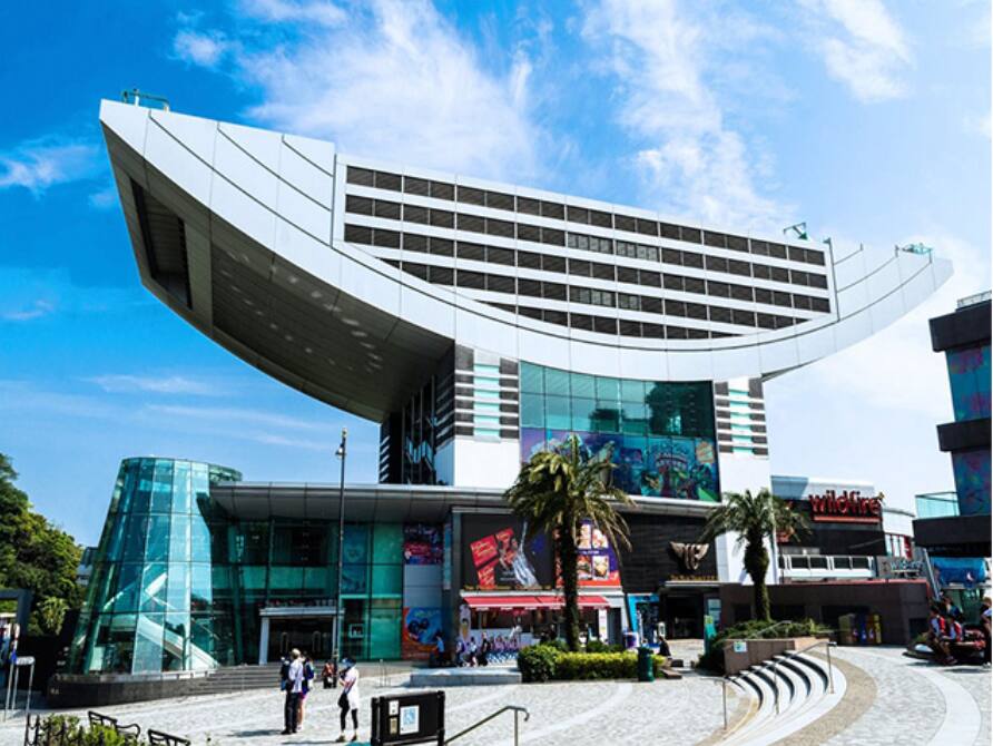 The Peak, Hong Kong (Photo: Rahul Jagtiani)