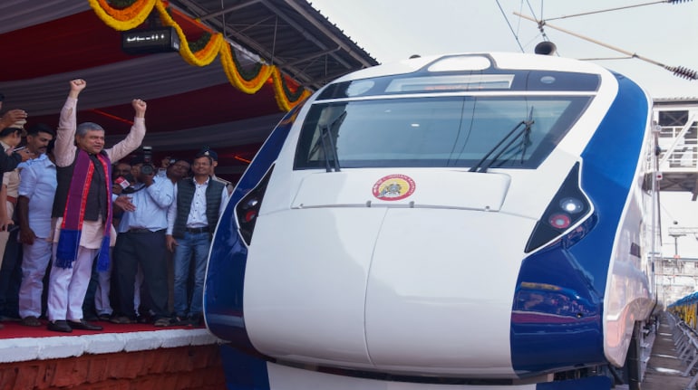 PM Modi flags off Delhi-Dehradun Vande Bharat Express PM Modi flags off Delhi-Dehradun Vande Bharat Express