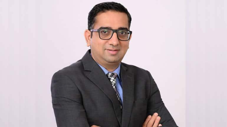 Daily Voice | Don't expect sharp market correction as Nifty EPS likely to grow at 12% in FY24, says Varun Lohchab of HDFC Securities - Vimarsana News