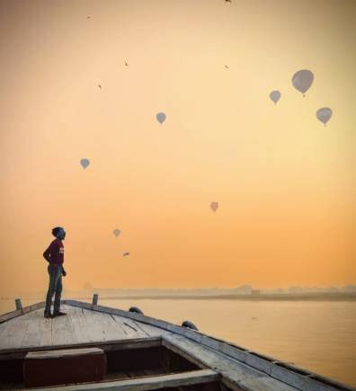 View of the hot air balloons from a boat in Varanasi. (Photo courtesy UP Tourism)