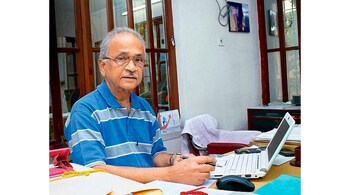 Dr Dilip Mahalanabis died on October 15, 2022. The Padma Vibhushan (Medicine) was conferred on him posthumously in 2023. (Image source: Twitter/@kvijayraghavan)