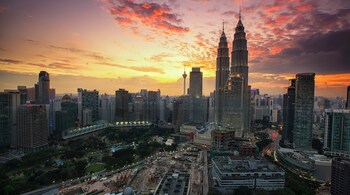 At 451.9 metres, the Petronas Twin Towers rule Kuala Lumpur’s skyline and offer an unparalleled view of the city from the Observation Deck on the 86th floor. (Photo: Zukiman Mohamad via Pexels)