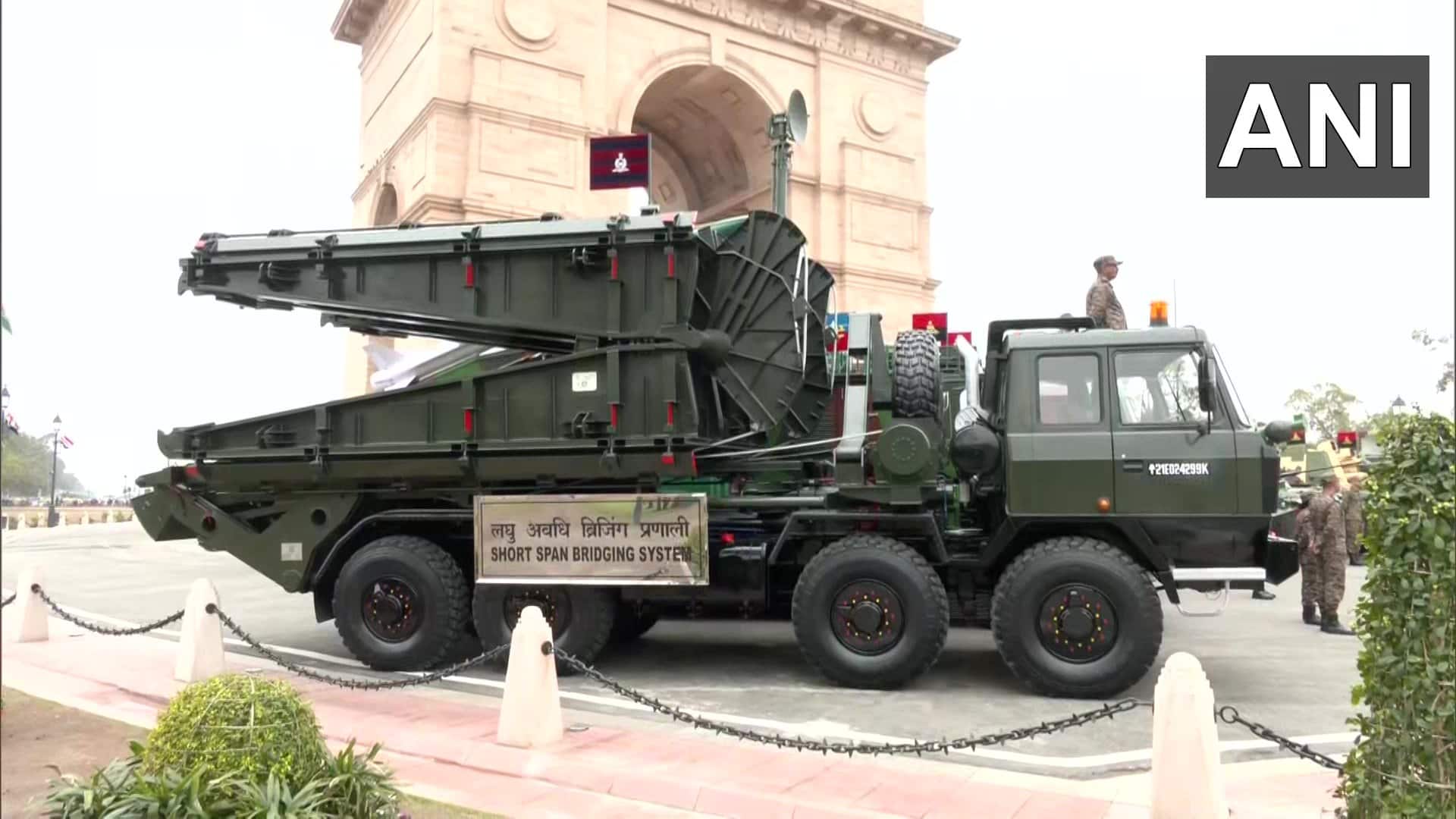 Republic Day 2023: Indian Army showcases Made-in-India weapon systems ...