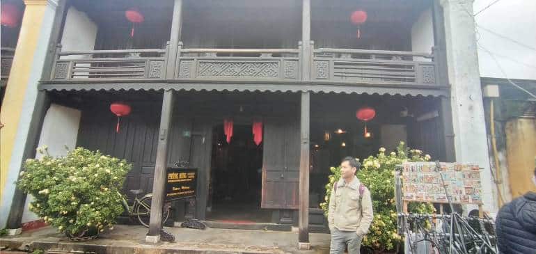 Phung Hung Ancient House in Hoi An. The three vertical columns at the front of most of these ancient houses, denote heaven, earth, and humanity. (Photo: Supriya Thanawala)