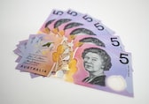 Royal family to be ditched from Australia’s five-dollar note
