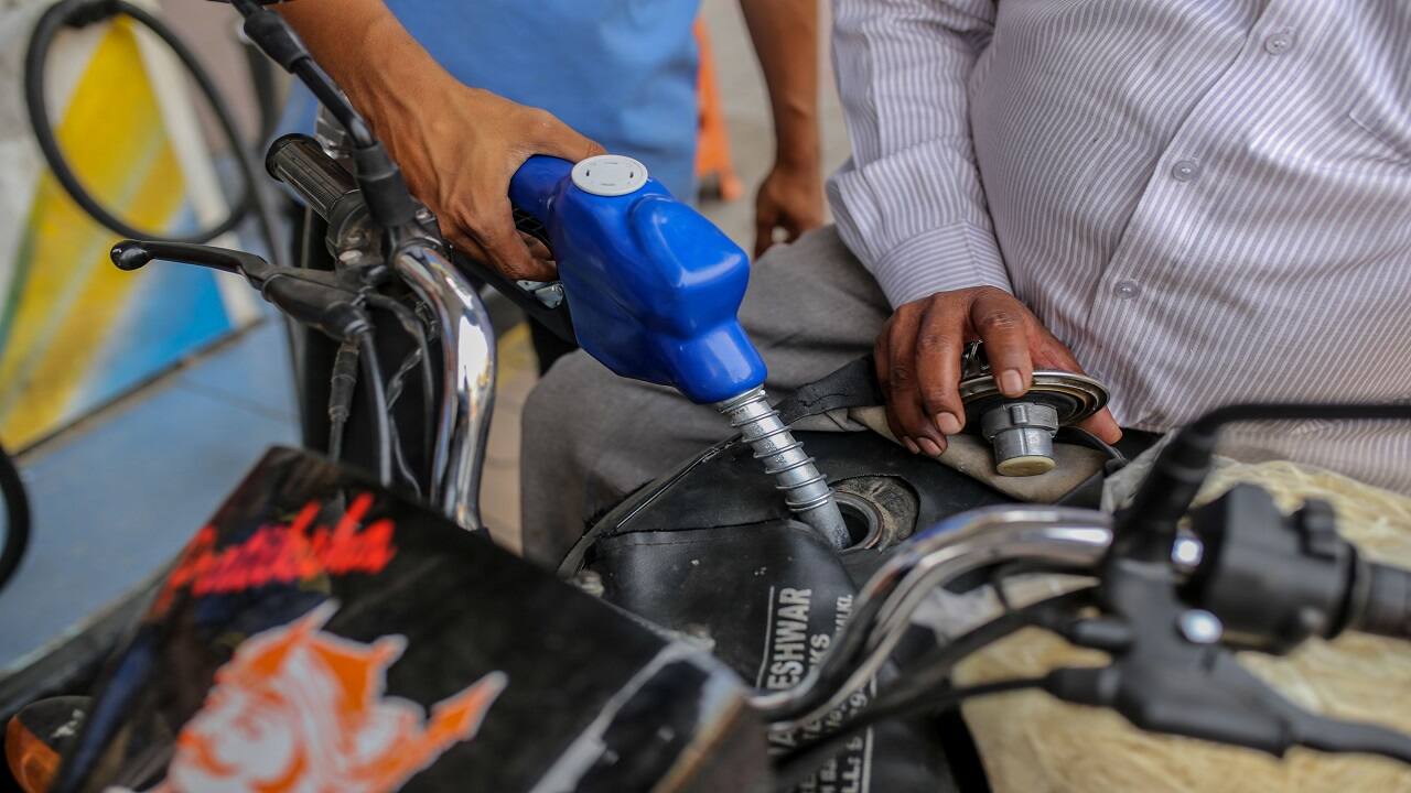 Reliance, BPCL among buyers using UAE currency for Russian oil