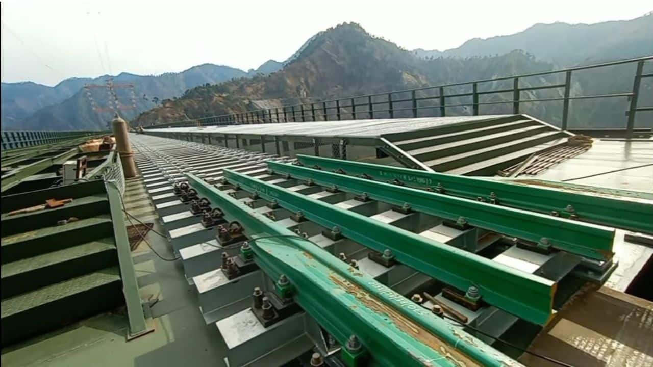 As per the officials, the construction work on the bridge started in 2004 but had to be suspended in 2008-09 to consider the aspect of safety of rail passengers in view of frequent high velocity winds in the area. Once completed, the bridge will be able to withstand winds with speed up to 260 kmph and will have a lifespan of 120 years, the officials said. (Image: Twitter @RailMinIndia)