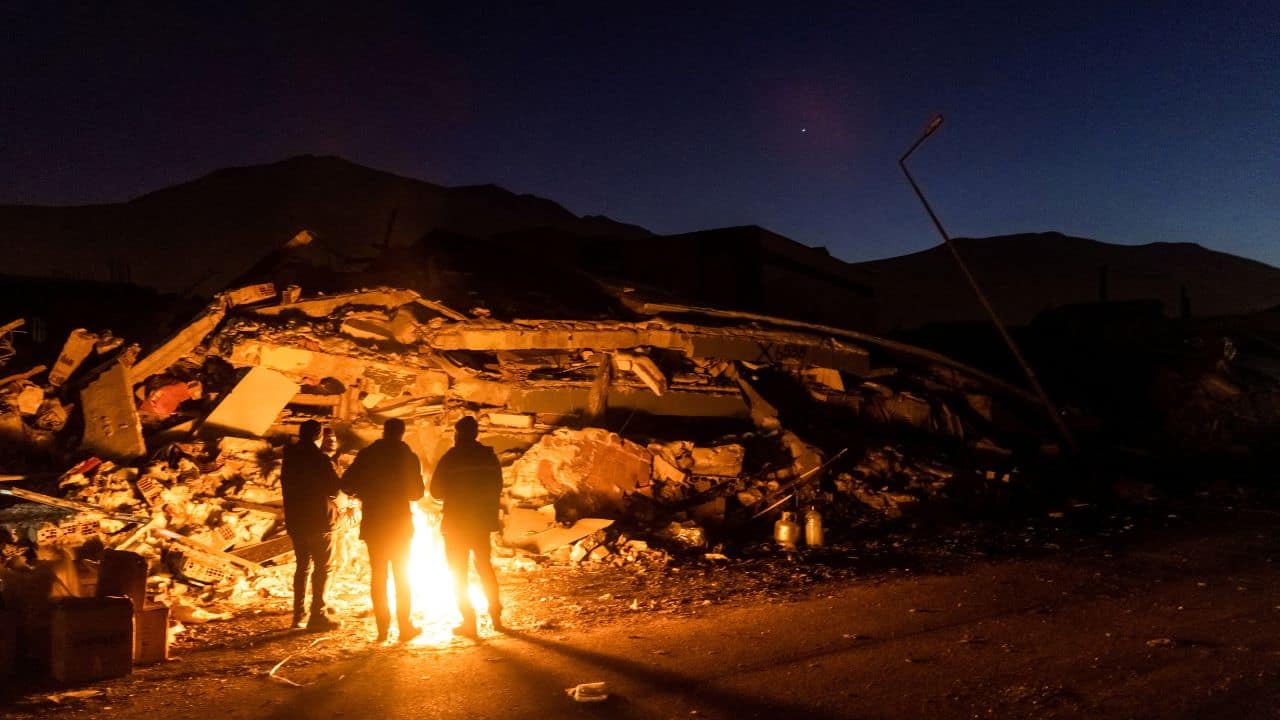 TurkeySyria Earthquakes Cold, hunger, despair grip earthquake homeless